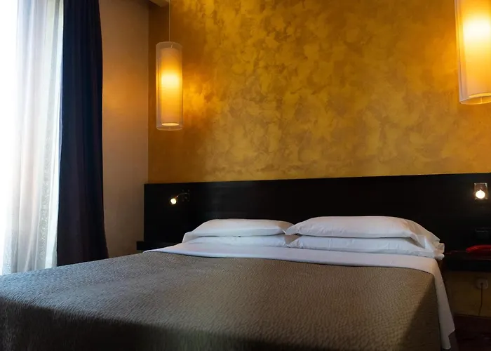 Re Di Otel 3*