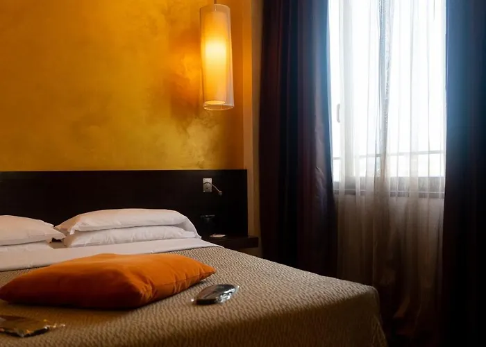Re Di Otel