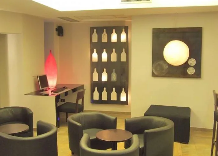 Re Di Otel Roma